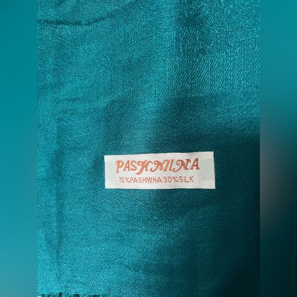New pashmina shawl/ scarves/scarf - Picture 2 of 6